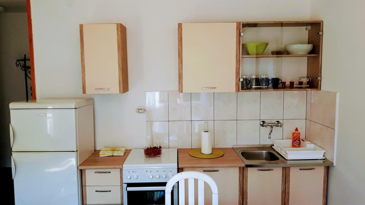 Apartment Ivo Трогір Екстер'єр фото