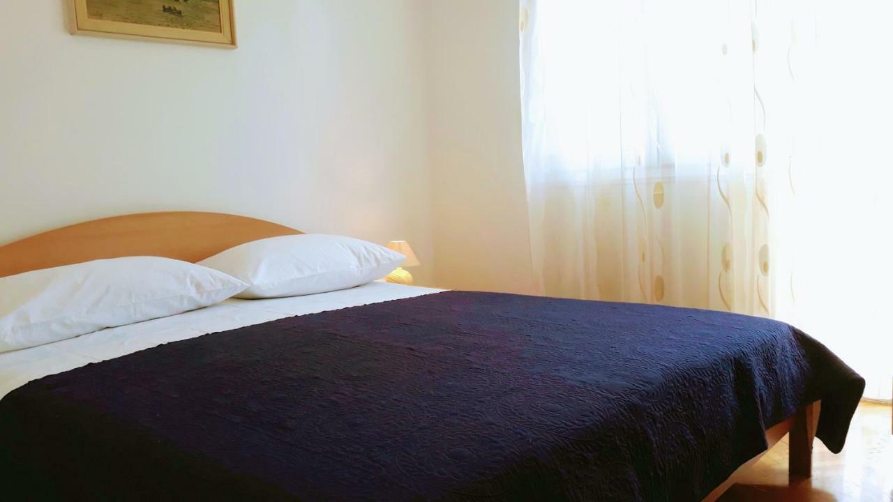 Apartment Ivo Трогір Екстер'єр фото