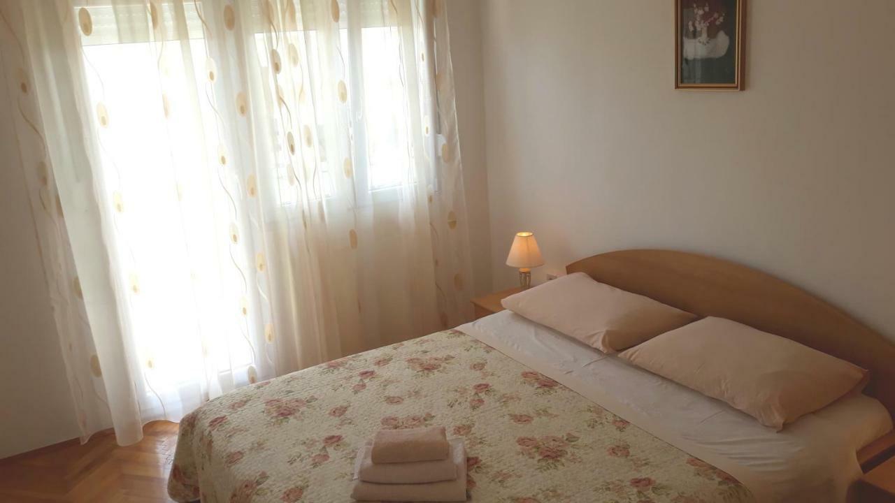Apartment Ivo Трогір Екстер'єр фото